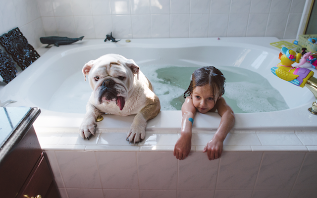 Friendship-Between-a-Young-Girl-and-a-dog-8