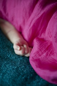 newborn photo tips texture detail