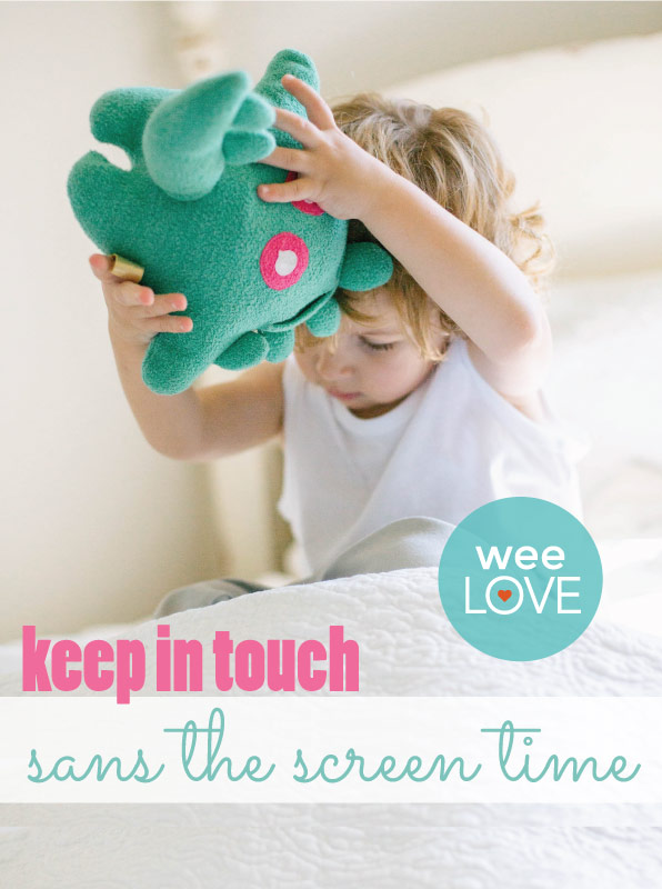 weelove-toymail-pin